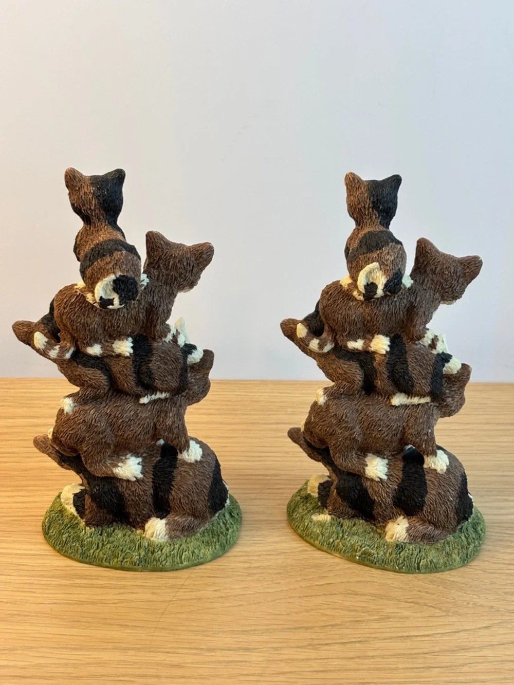 Vintage Stacked Cat Pyramid Resin Figures- Home Accent‎